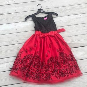 Girls size14 party dress. Excellent condition